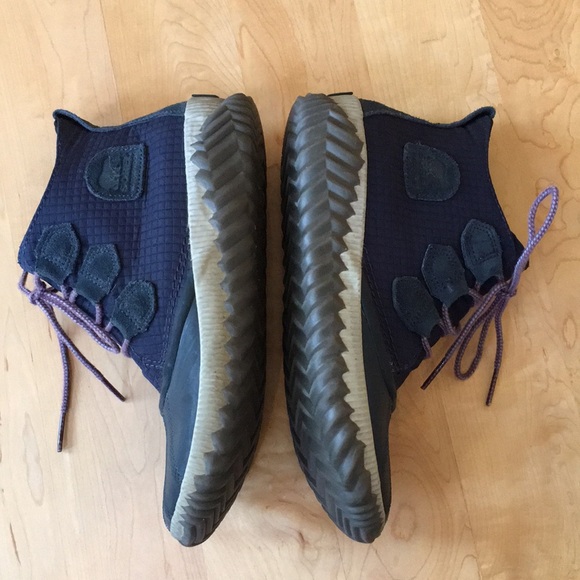 SOREL | Out N About Waterproof Boots - Picture 10 of 12